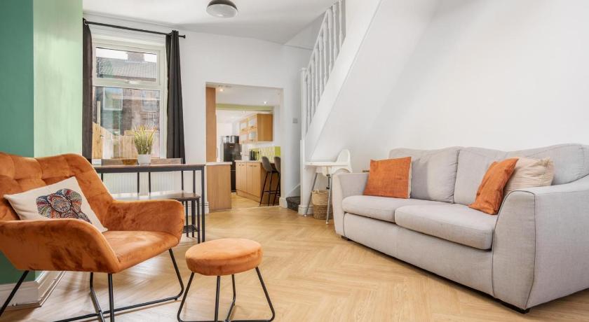 10mins To Crosby Beach Familystay Free Parking