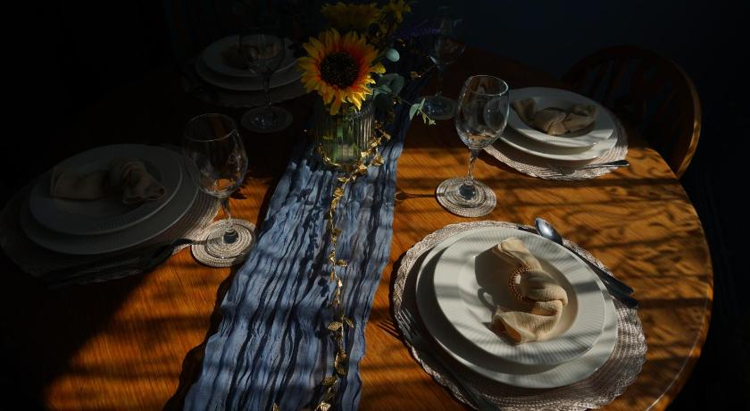 4 bed Semi Detached House