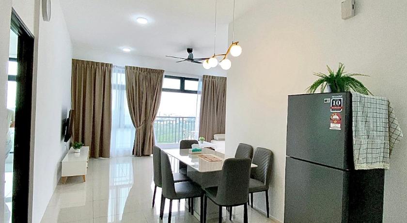 8scape Residensi