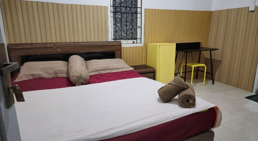 EMWEKA Guest House