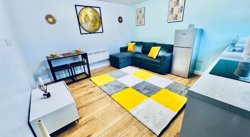 Luxury 1B Chalet wt free parking nr LTN Airport, L&D Hosp, Whipsnade Zoo, fast trains to Central Lon