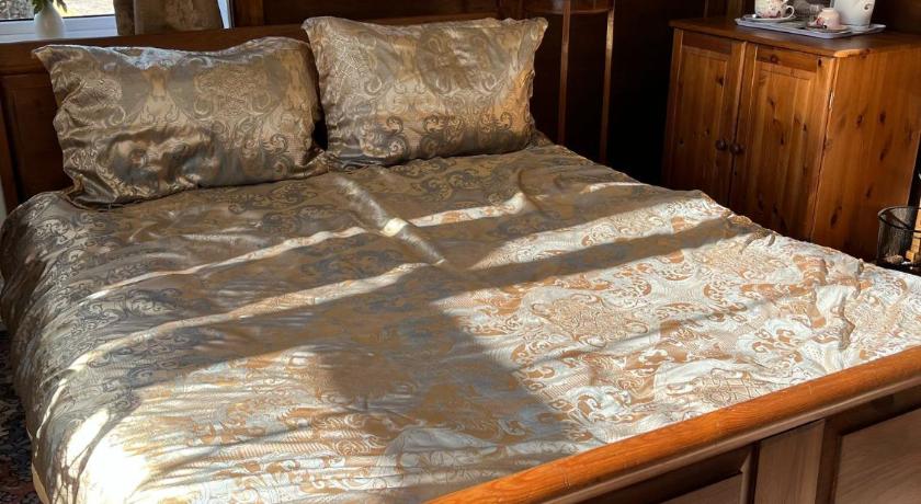 Lundy Suite Bed and Breakfast