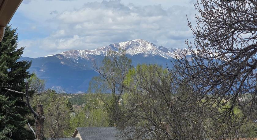 Purple Mountain Majestic Retreat