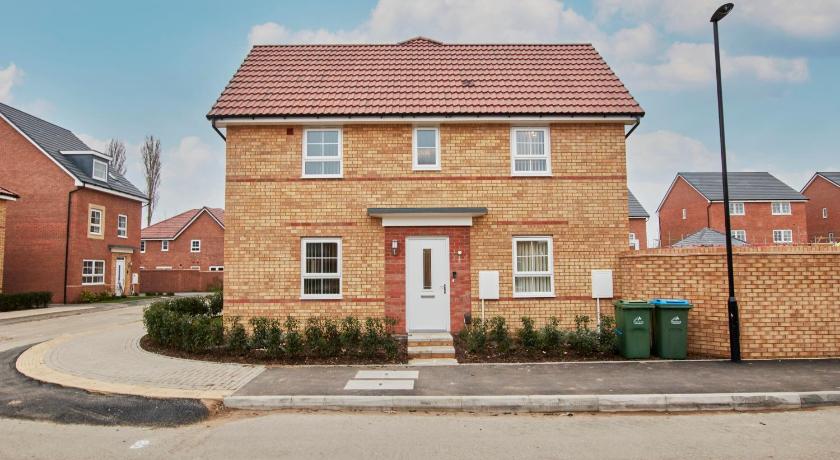 Perfect 3BR House Sleeps 9 Coventry