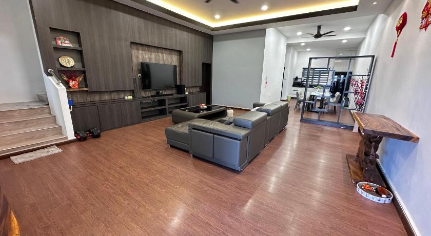 Golden Villa Homestay
