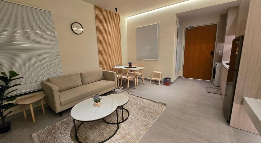 dgunduls homestay sunsuria SOHO by DGH
