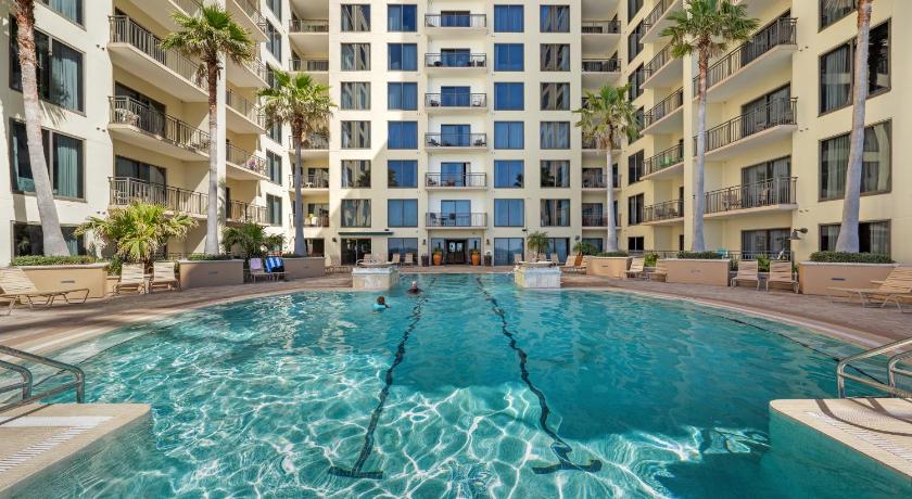 Origin 1011 - One Bedroom - Spacious Partial Gulf View by Beach Haven Vacation Rentals