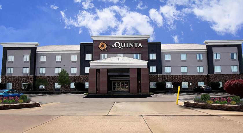 La Quinta Inn & Suites by Wyndham Pontoon Beach