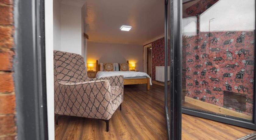Franky's Place, Residence in Roundhay, Leeds - Free Parking, Breakfast & WiFi