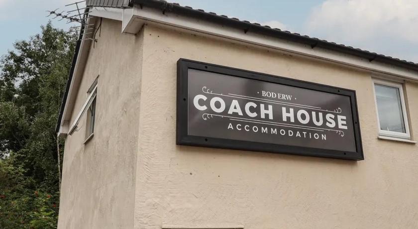 Coach House 2