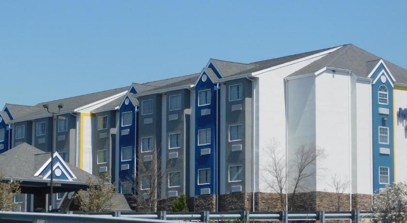 Microtel Inn & Suites - Triadelphia