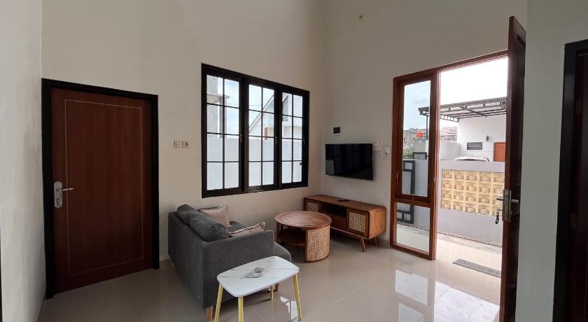 Omah Gedongan Homestay