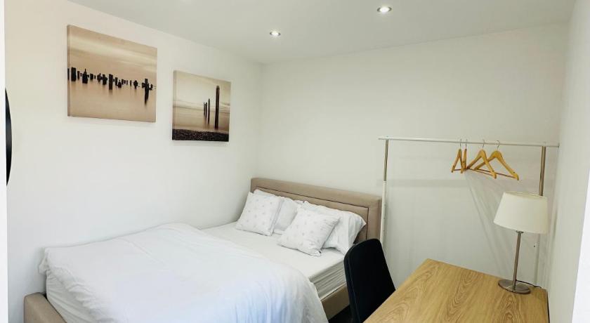 London Twickenham stadium double Bedroom B