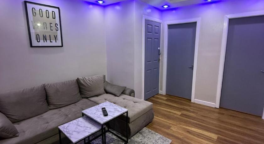 Luxury Apartment in Bolton Town