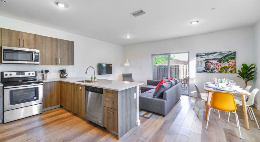 Family Comfort Near Top Spots-Relaxing Stay for Everyone
