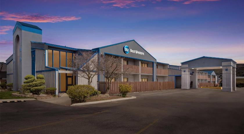 Best Western Chieftain Inn