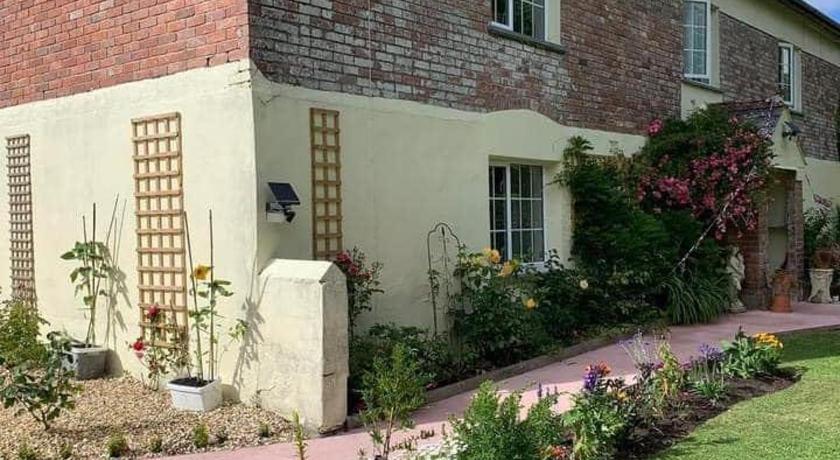 Tatson Farmhouse B&B