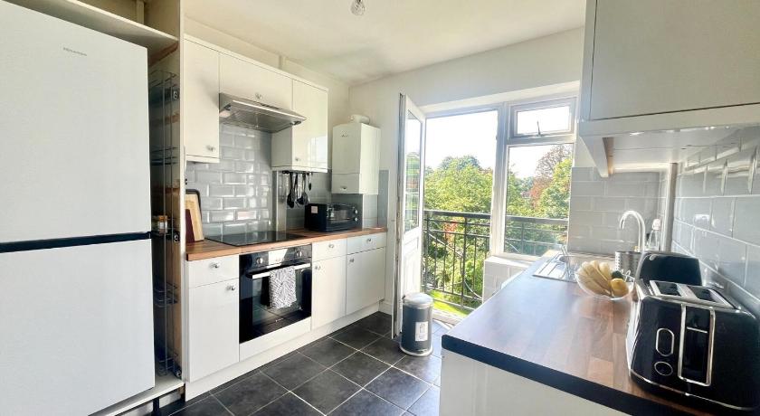 Modern 1 Bedroom Apt in Maidenhead nr River Thames