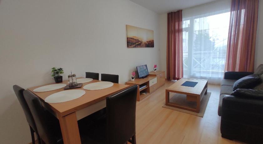 Double Cherry Apartment