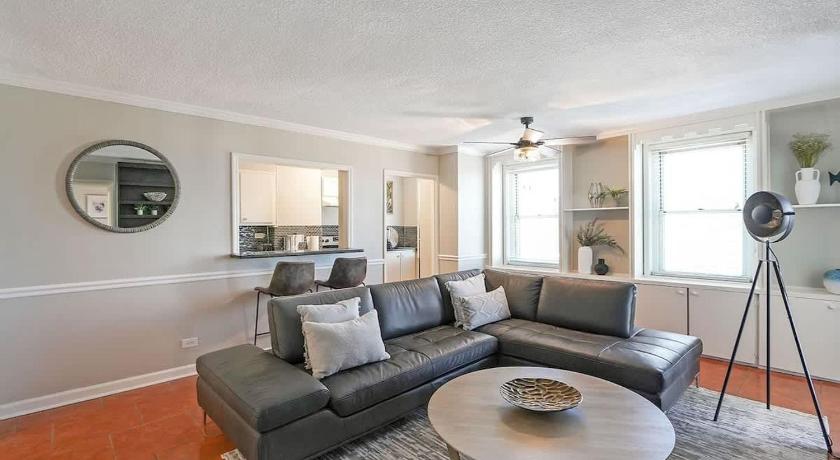 High Rise Condo Downtown ATL with Views