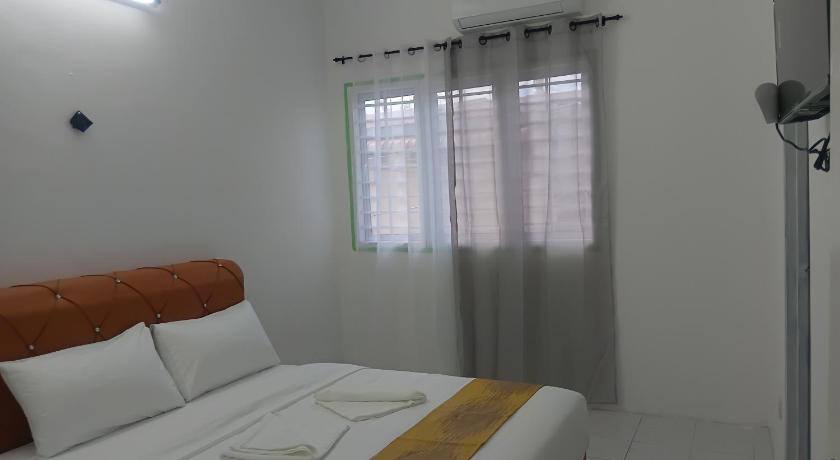 m² dengan 3 kamar tidur dan 4 kamar mandi pribadi di Falim