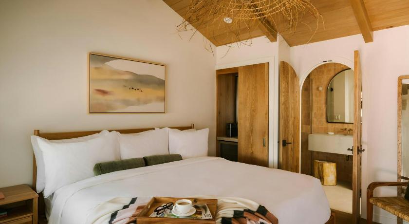 Woods Cove Hotel Laguna Beach, Sonder