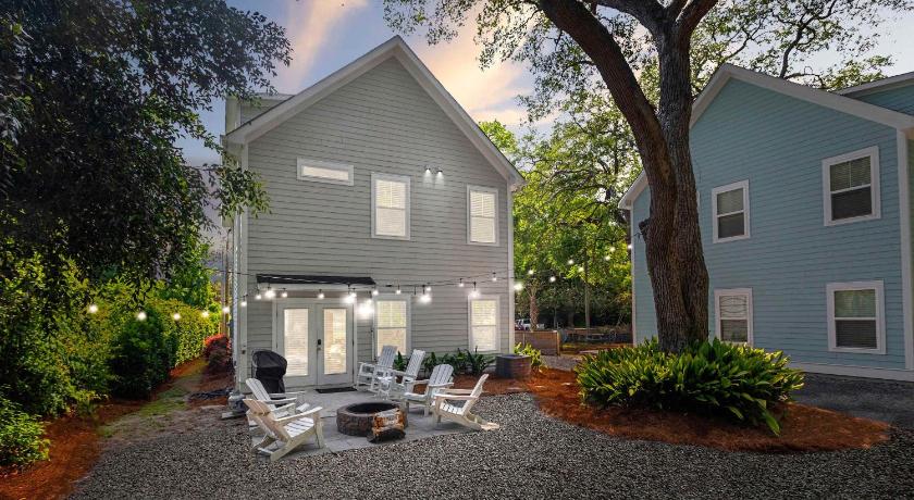 Spacious Charleston - 6 mins to beach & Downtown