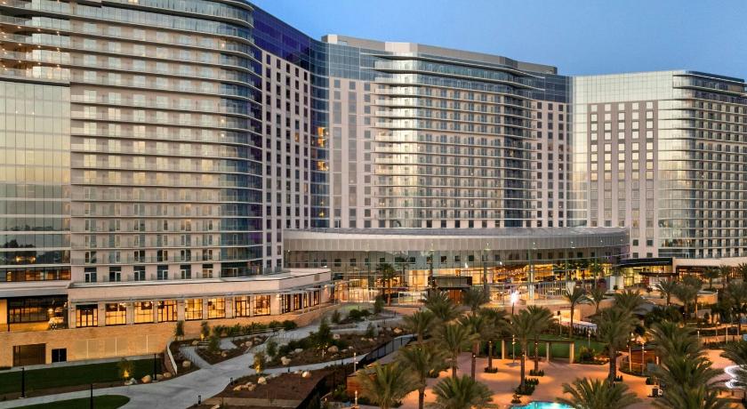 Gaylord Pacific Resort & Convention Center
