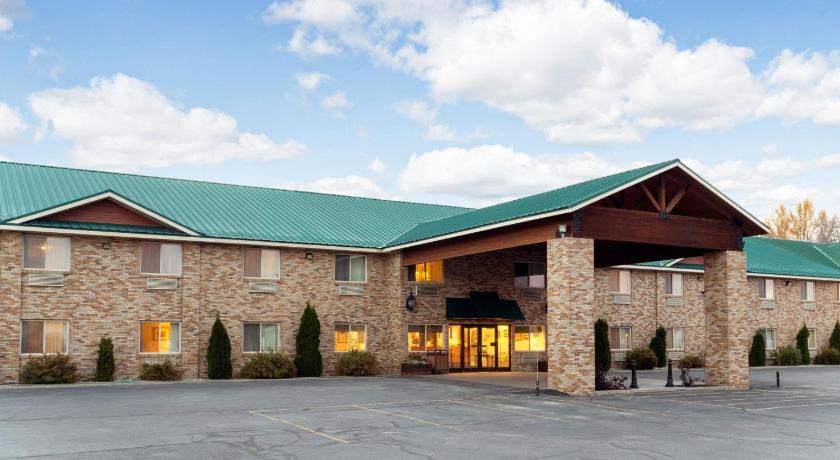 Super 8 by Wyndham Montpelier