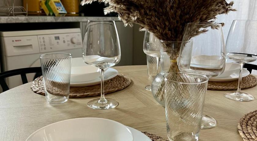 Ealing ,South Ealing, ,Richmond park ,Heathrow airport,Gunnesbury park,London
