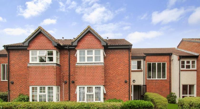 Uxbridge Studio Flat