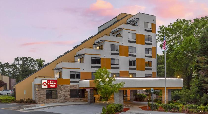 Best Western Plus Raleigh Crabtree Valley Hotel