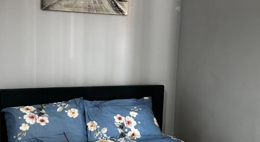 Private ensuite room close to Rotherham city centre 2
