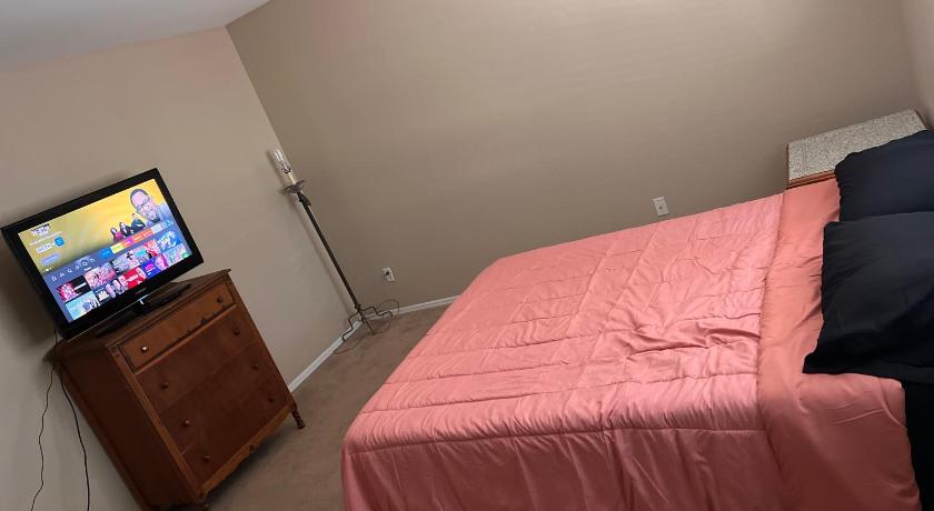 Goodyear 2 Story Room 6