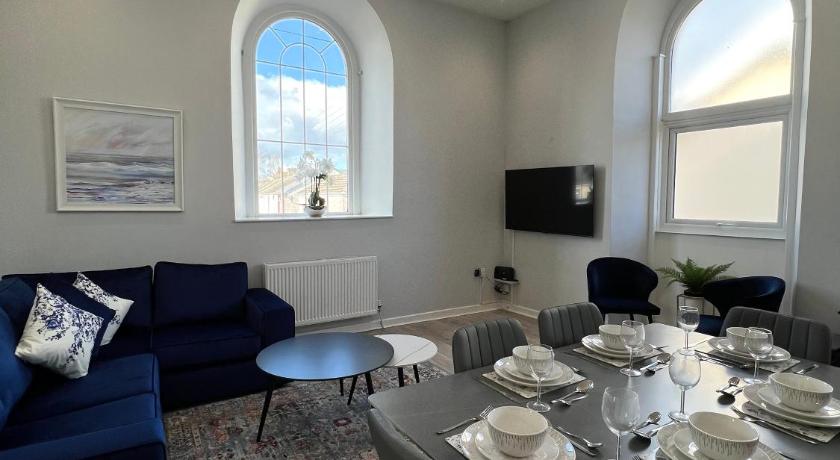 Welsh Getaway Apartment - Town Centre