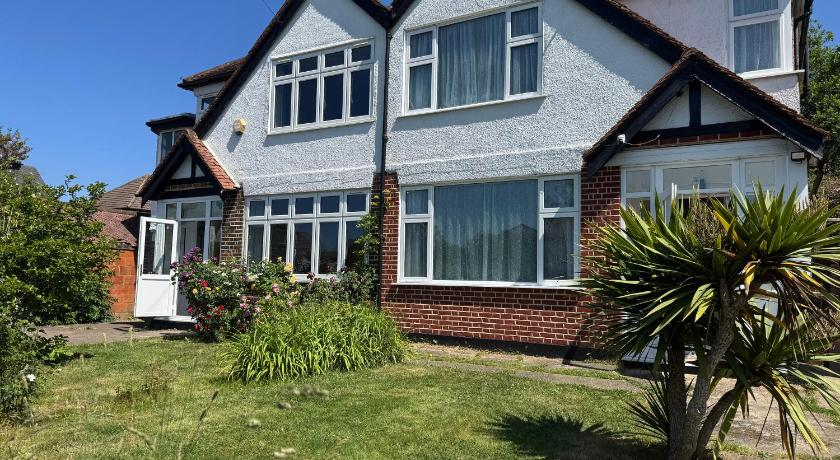 Twin home with free parkings, Surbiton, Kingston upon Thames, Surrey, Greater London, UK!