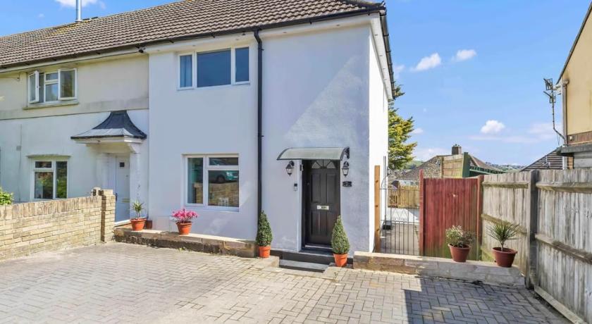 Kemptown Corner with Free Parking