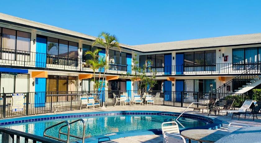 Avalon Resort of Deerfield Beach