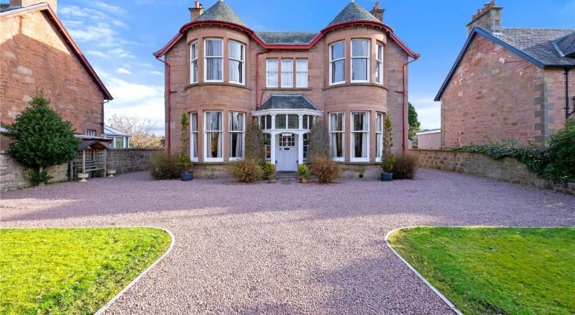 Gruinard Guest House