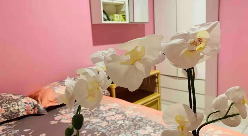 Nice room less pay near Port Adelaide