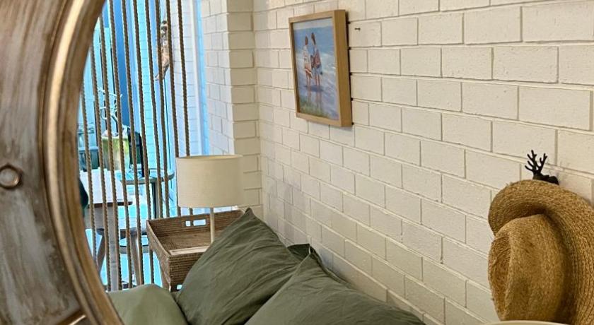 Coastal Drift - One - Small Dog Friendly