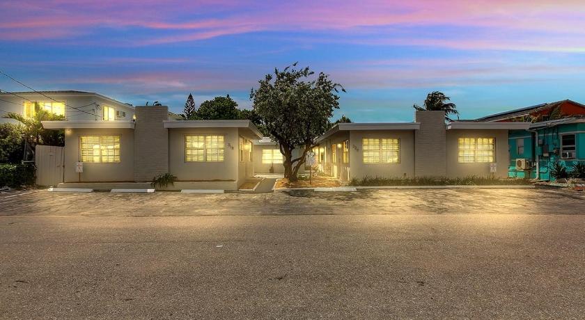 Modern Apt Near Beach – Views Wi-Fi