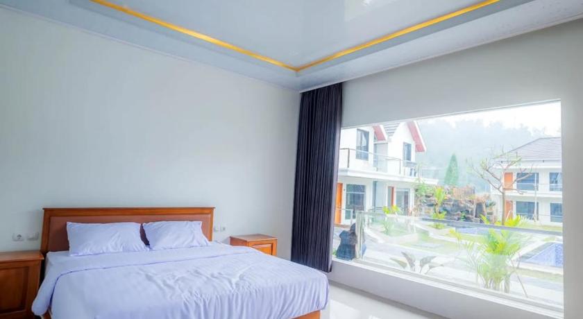 Grand Wijaya Hotel dan Villa Sarangan