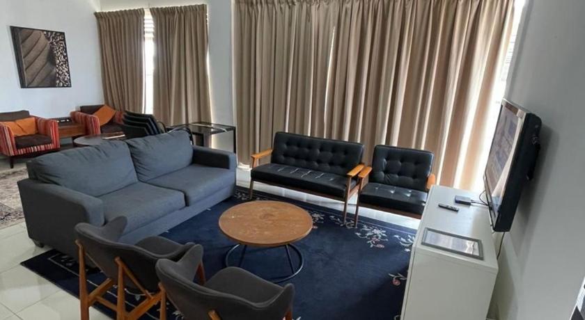 Tiarapuri Homestay Tiara Golf Country Club,Ayer Keroh Melaka