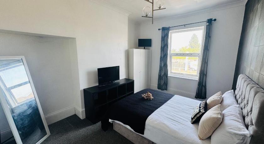 Cozy Double Room with Smart TV Near Hull City Centre
