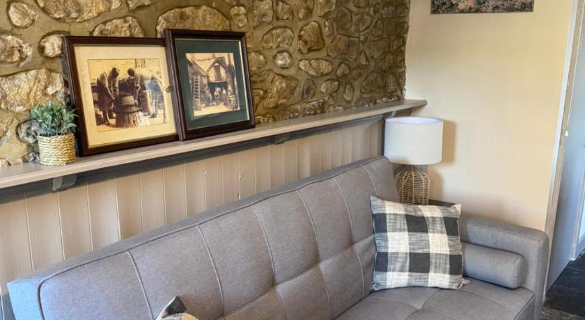 Hart Cottage