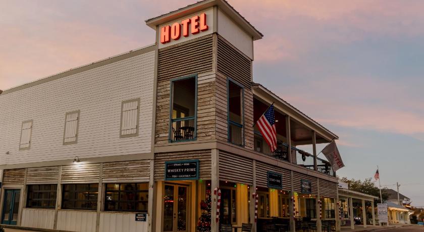 HOTEL WHISKEY