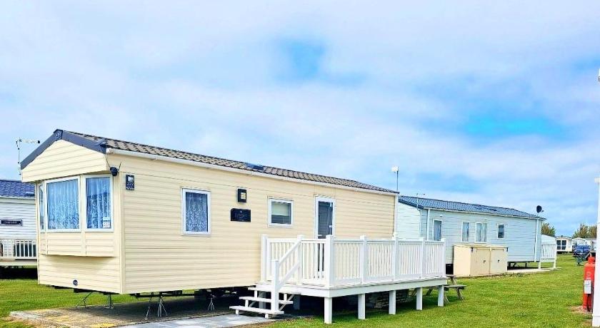Magic Caravan Camber Sands