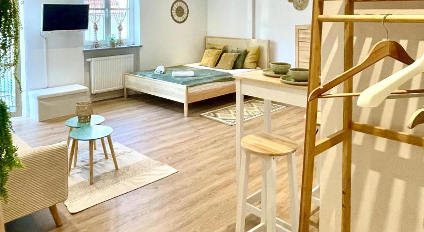 Altstadt INsel - workaction - free parking - Audi - Balkon - Aufzug