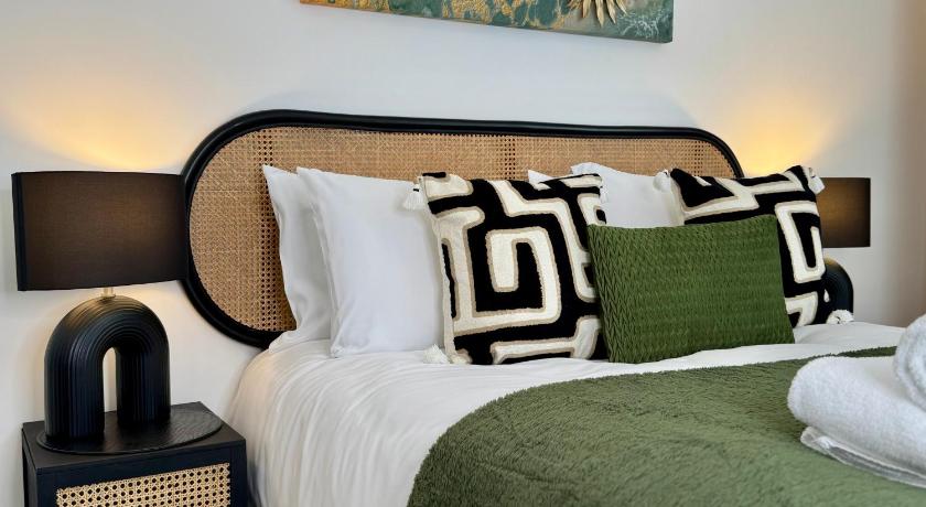 Modern Two-Bedroom Flat